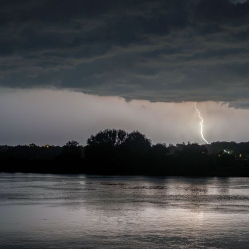 30 juillet 2024. 23:345