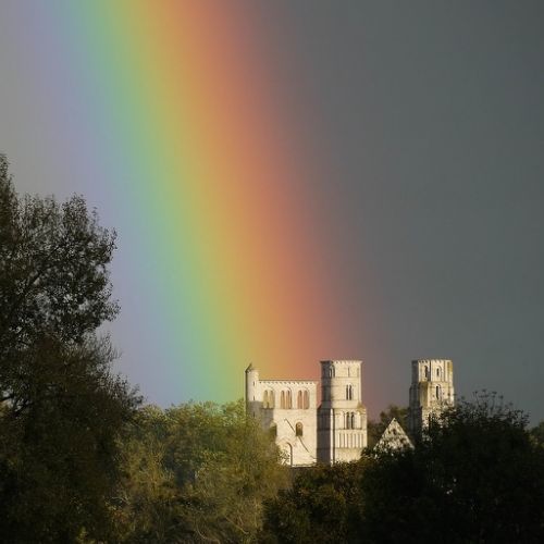 Arc-en-ciel, Jumièges